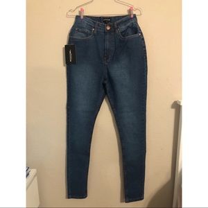 PrettyLittleThing Jeans